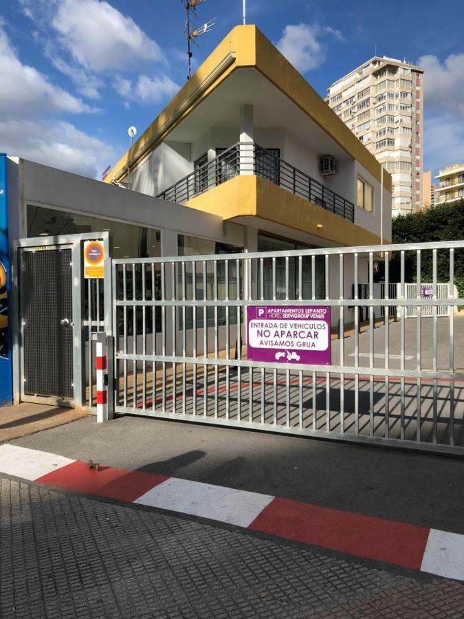 17 Calle Lepanto Apartment Benidorm Bagian luar foto